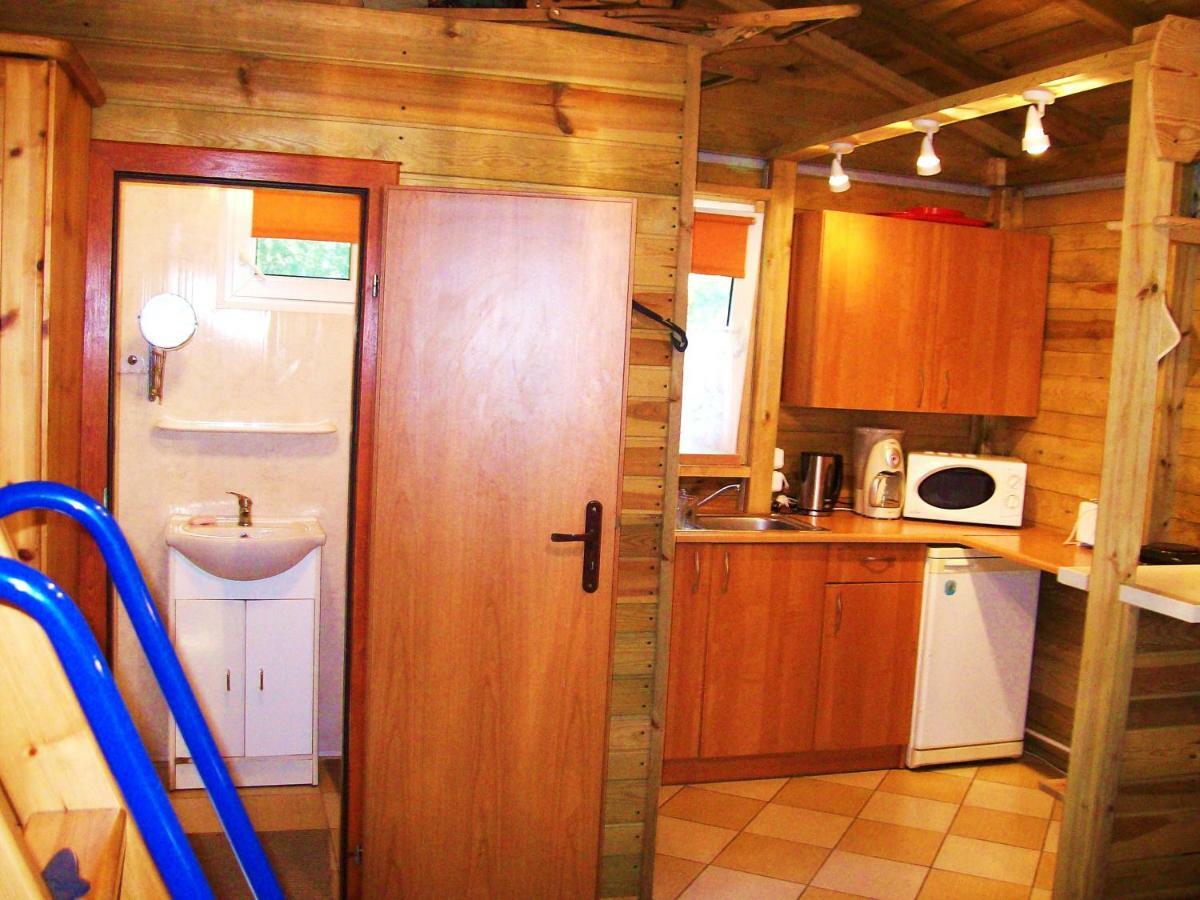 Hotel Osrodek Wypoczynkowy Oaza à Kuznica Zbaska Extérieur photo