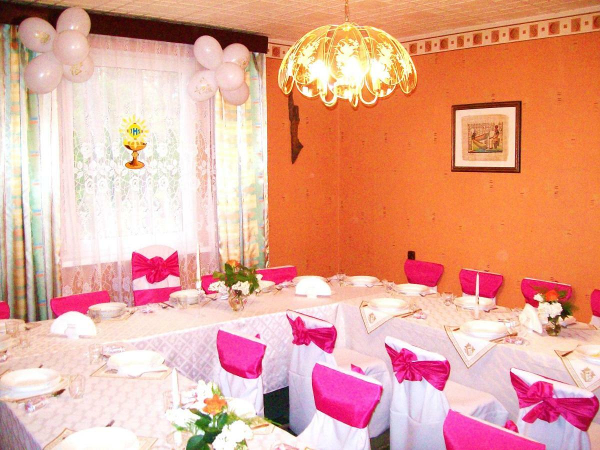 Hotel Osrodek Wypoczynkowy Oaza à Kuznica Zbaska Extérieur photo