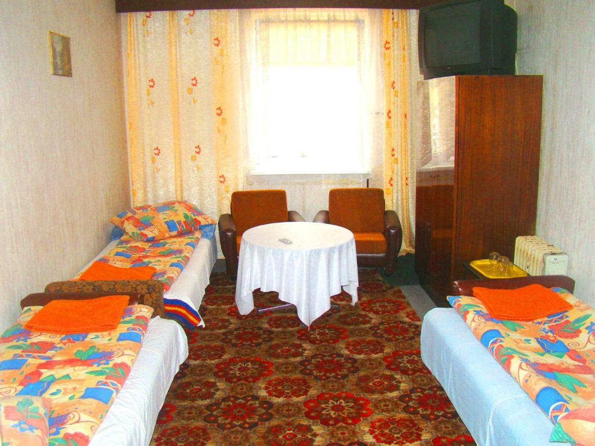 Hotel Osrodek Wypoczynkowy Oaza à Kuznica Zbaska Extérieur photo