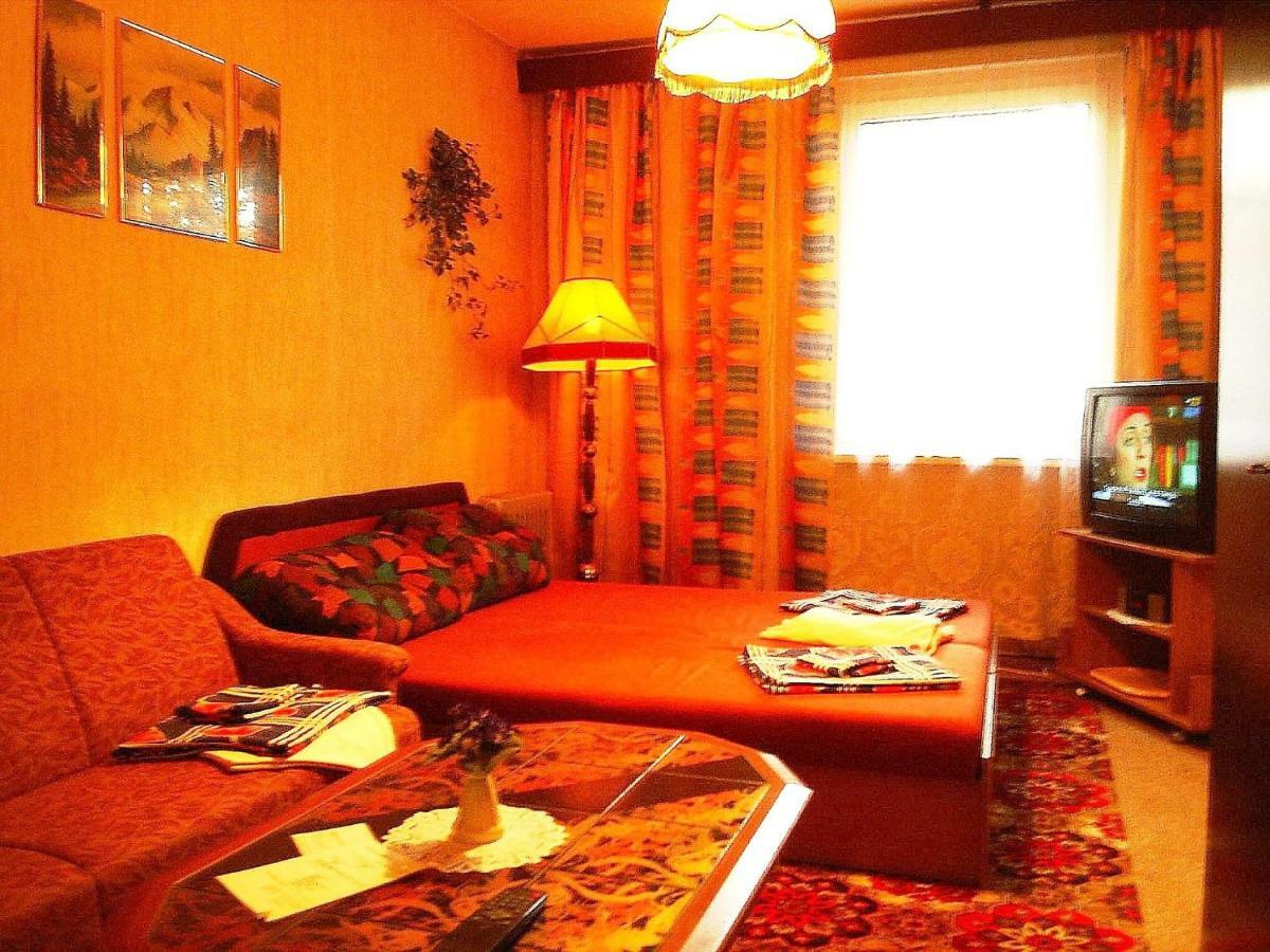 Hotel Osrodek Wypoczynkowy Oaza à Kuznica Zbaska Extérieur photo